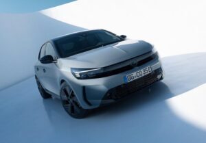 Arabava - 2023 Opel Yeni Corsa Hatchback 5 Kapı 1.2 (100 HP) Edition AT